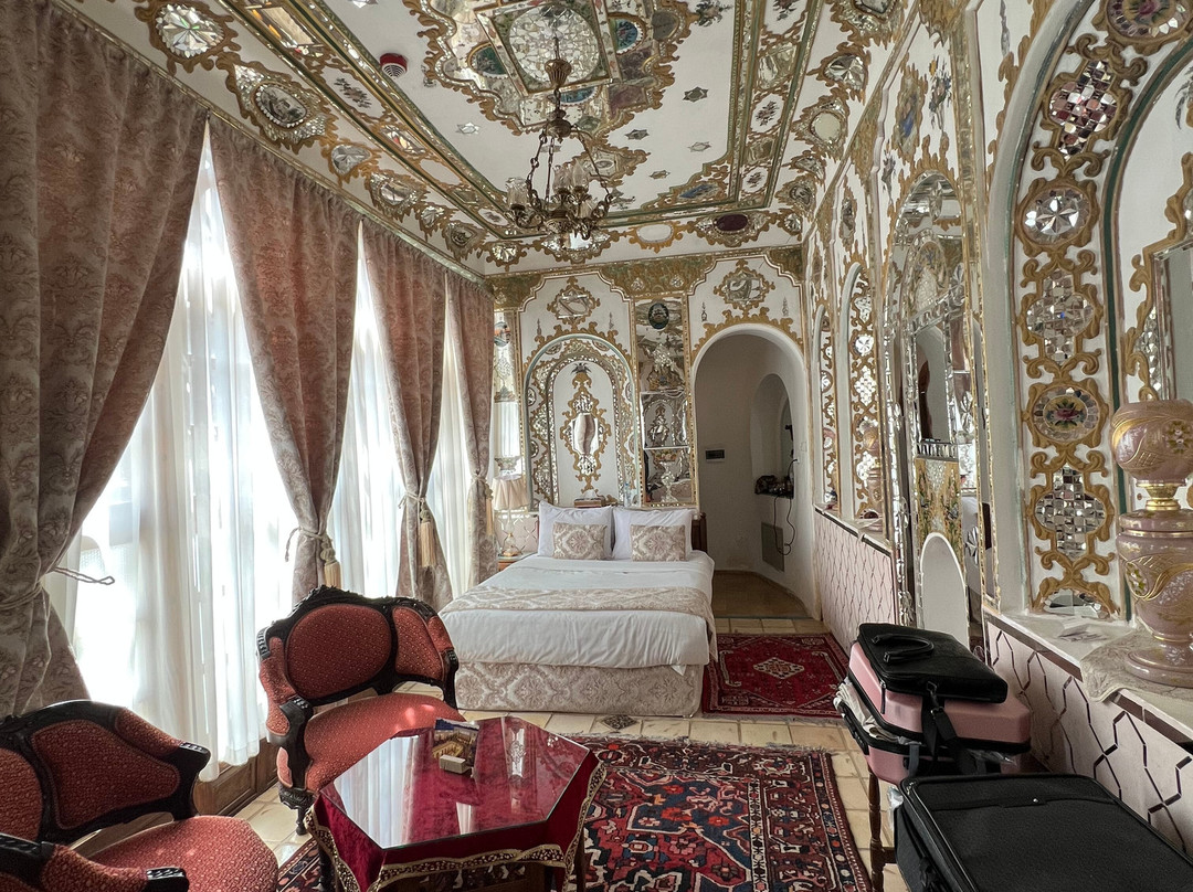 Ghasr Monshi Hotel主图