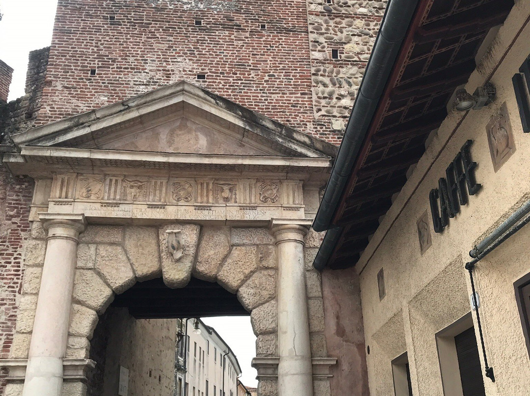 Porta Delle Grazie景点图片