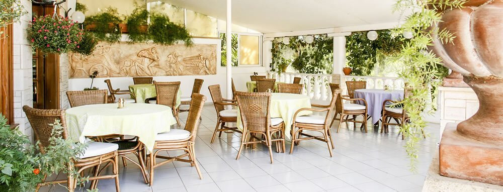 Hotel Alexandros主图