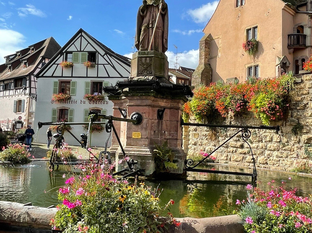 Saint-Leon Fountain-艾古斯汉必去景点