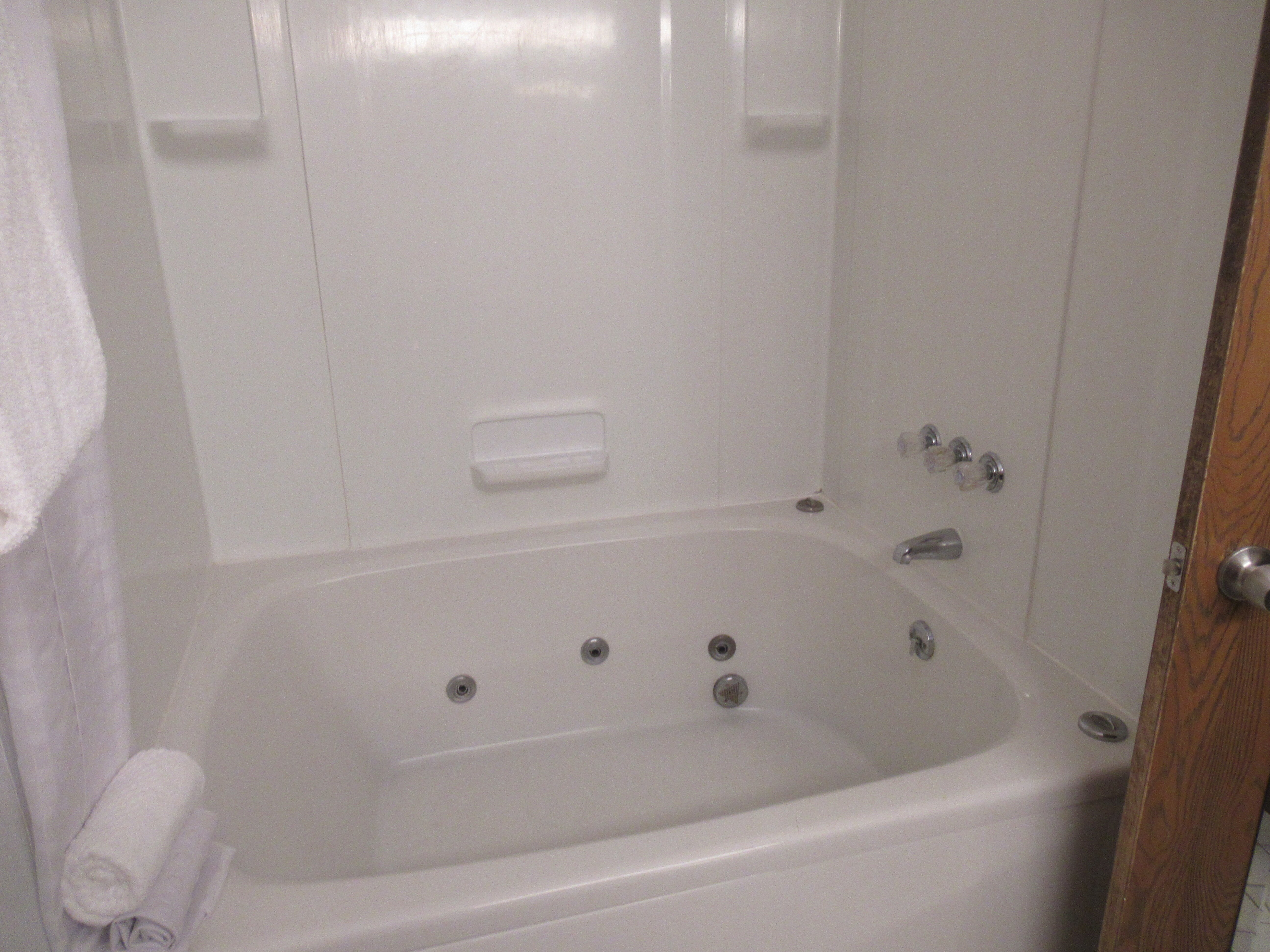 Quality Inn Petoskey - Harbor Springs-浴室