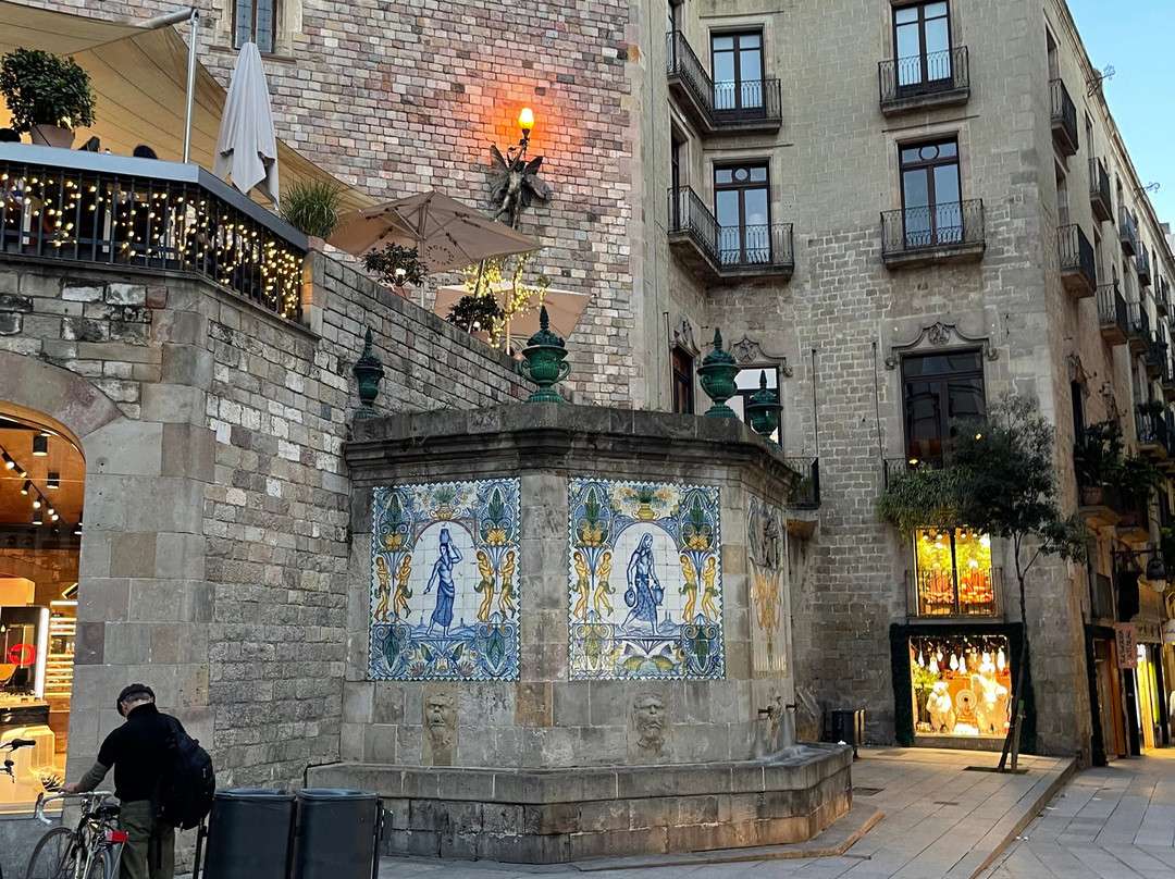 Font de Santa Anna-巴塞罗那必去景点