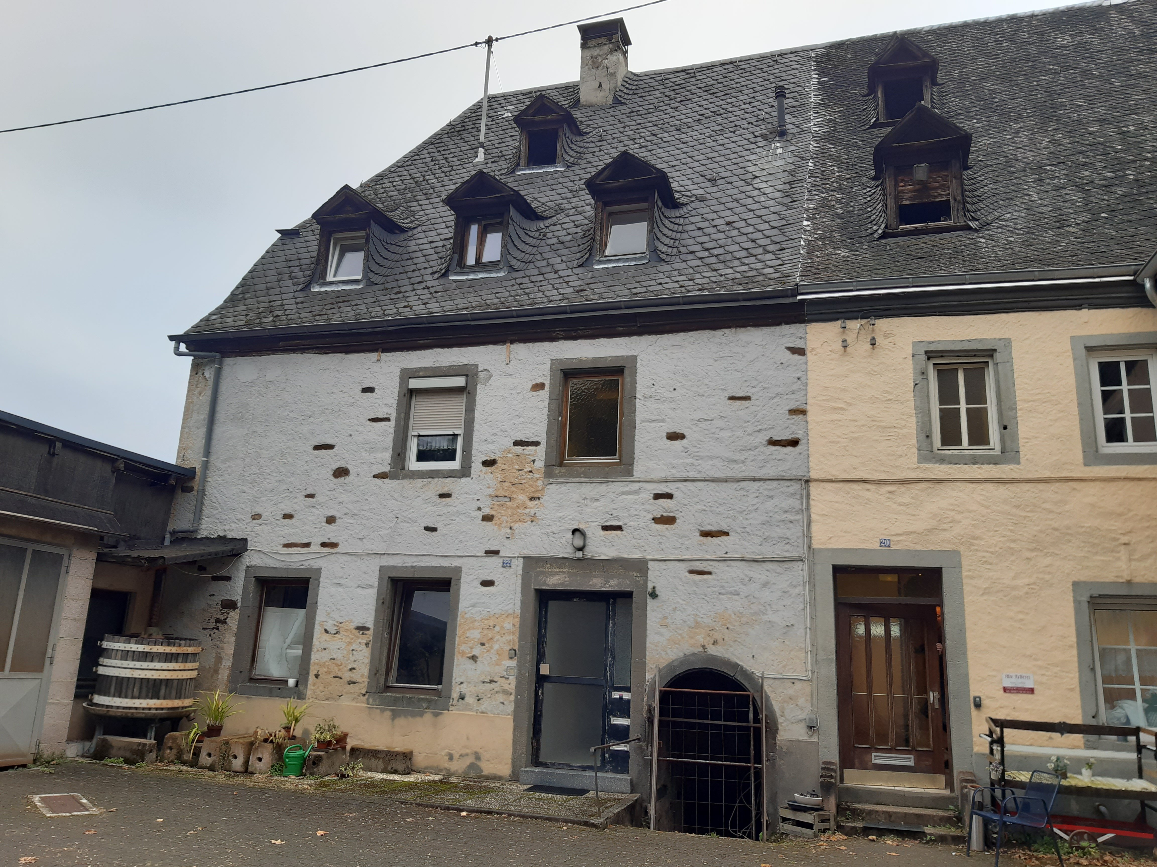 Hotel-Weinhaus Heinrich Haupt-官方