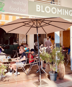 Blooming Real Food Café餐厅图片