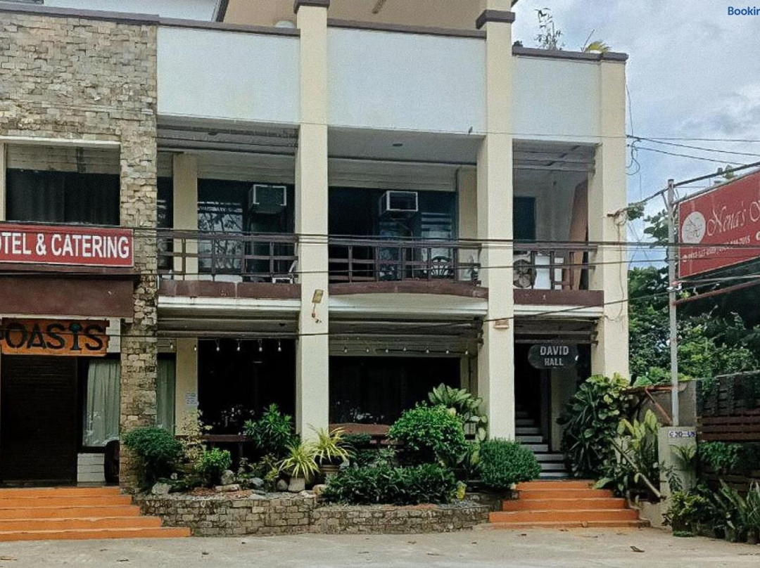 Reddoorz Nena's Hotel