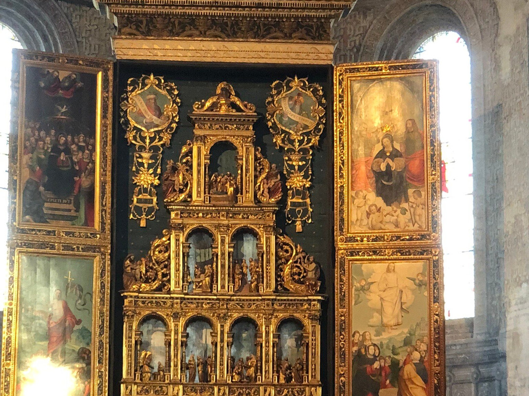 Abbazia di Santa Maria di Staffarda景点图片
