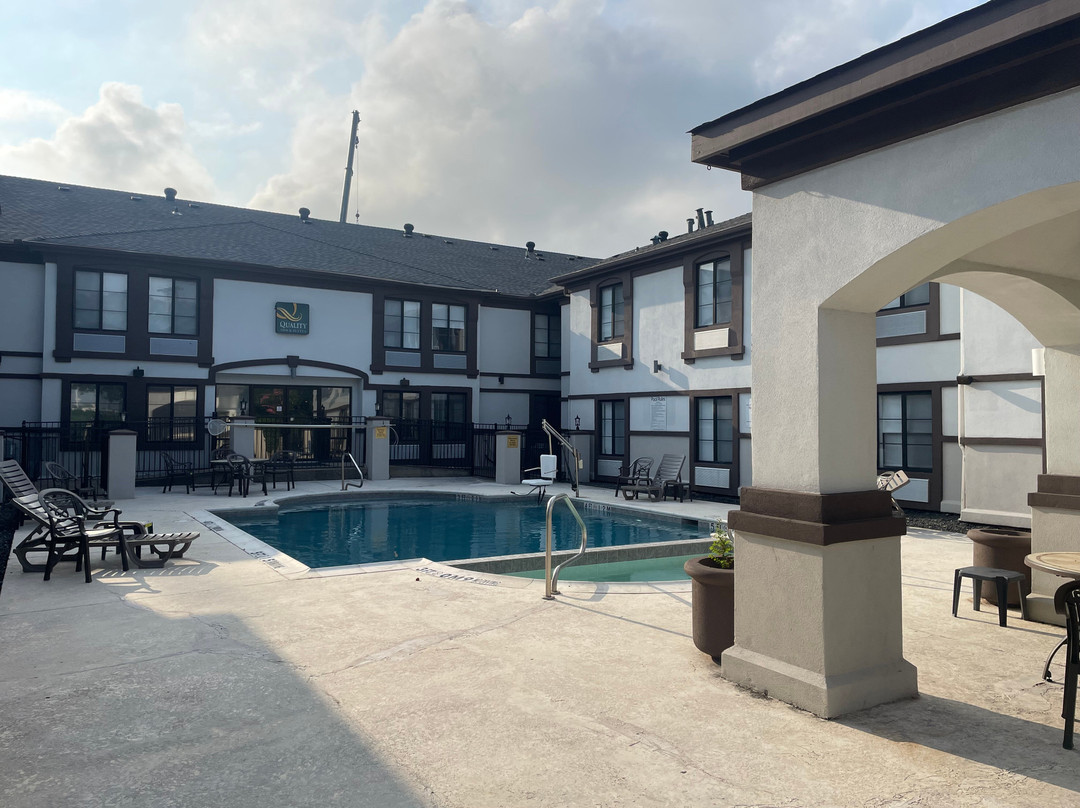 Quality Inn & Suites DFW Airport South主图
