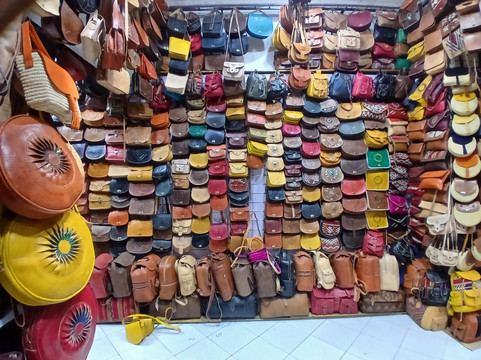 amranitours-丹吉尔必去景点