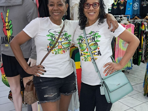 Tropical Treasures Gift Shop-蒙特戈贝必去景点