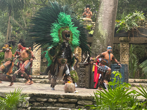 Alux Travel     Tulum . Ibiza . Asia . Europe . South America-图伦必去景点