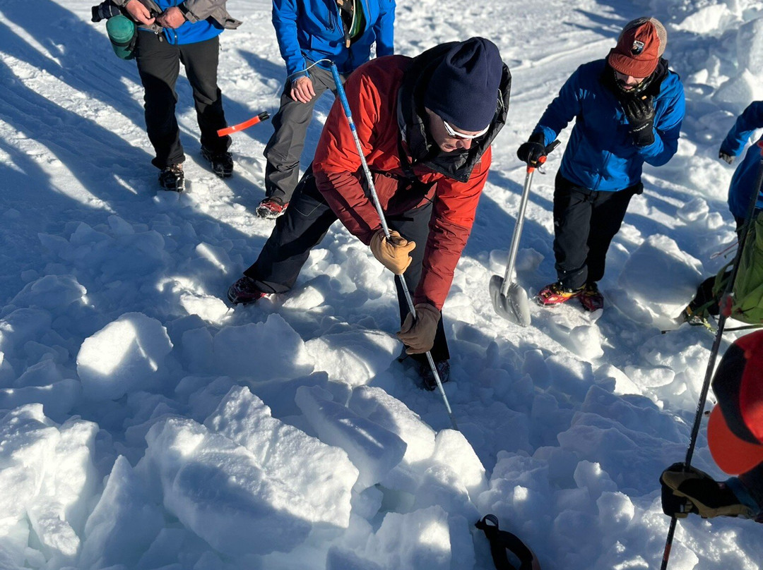 Northeast Mountaineering - Day Tours景点图片