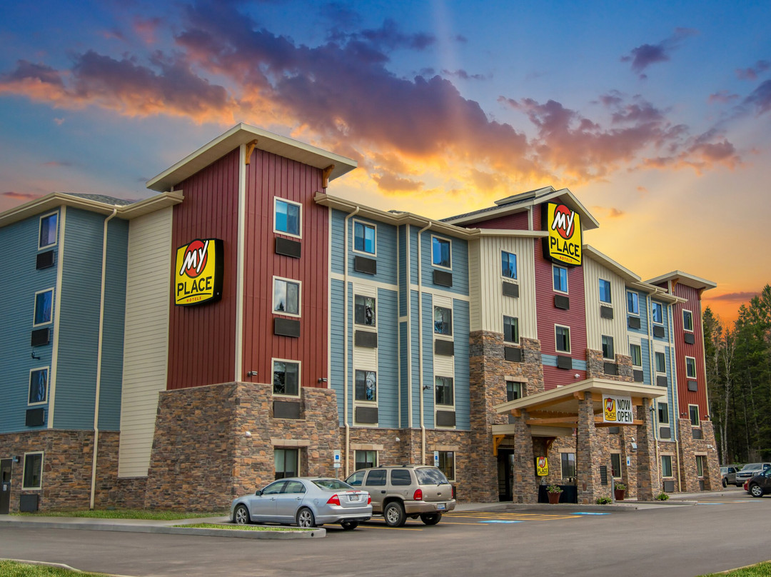 My Place Hotel-Marquette, MI主图