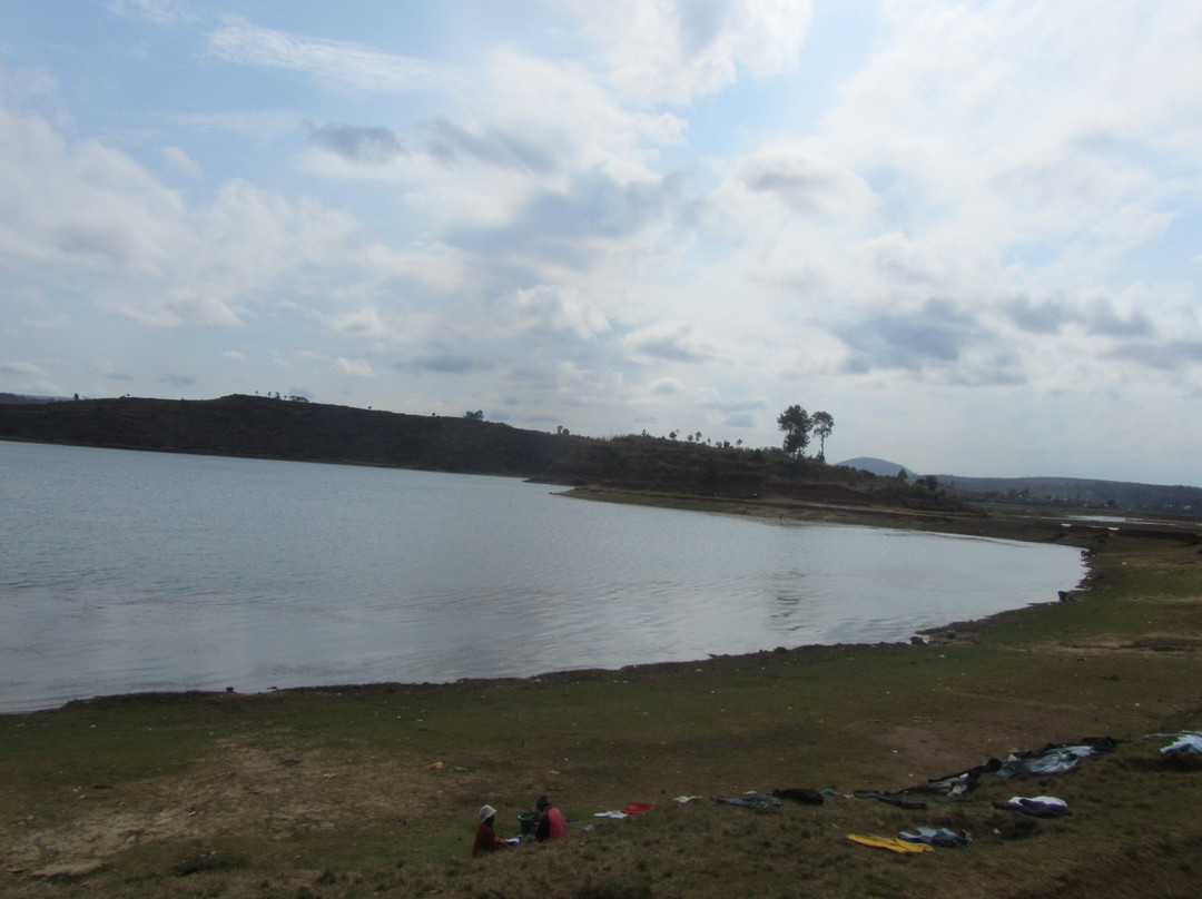 Lac Andraikiba景点图片