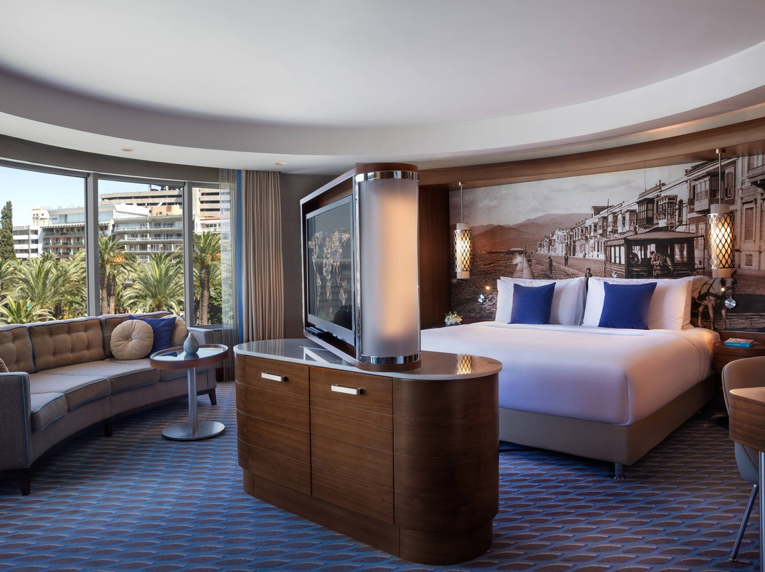 伊兹密尔酒店住宿-Renaissance Izmir Hotel