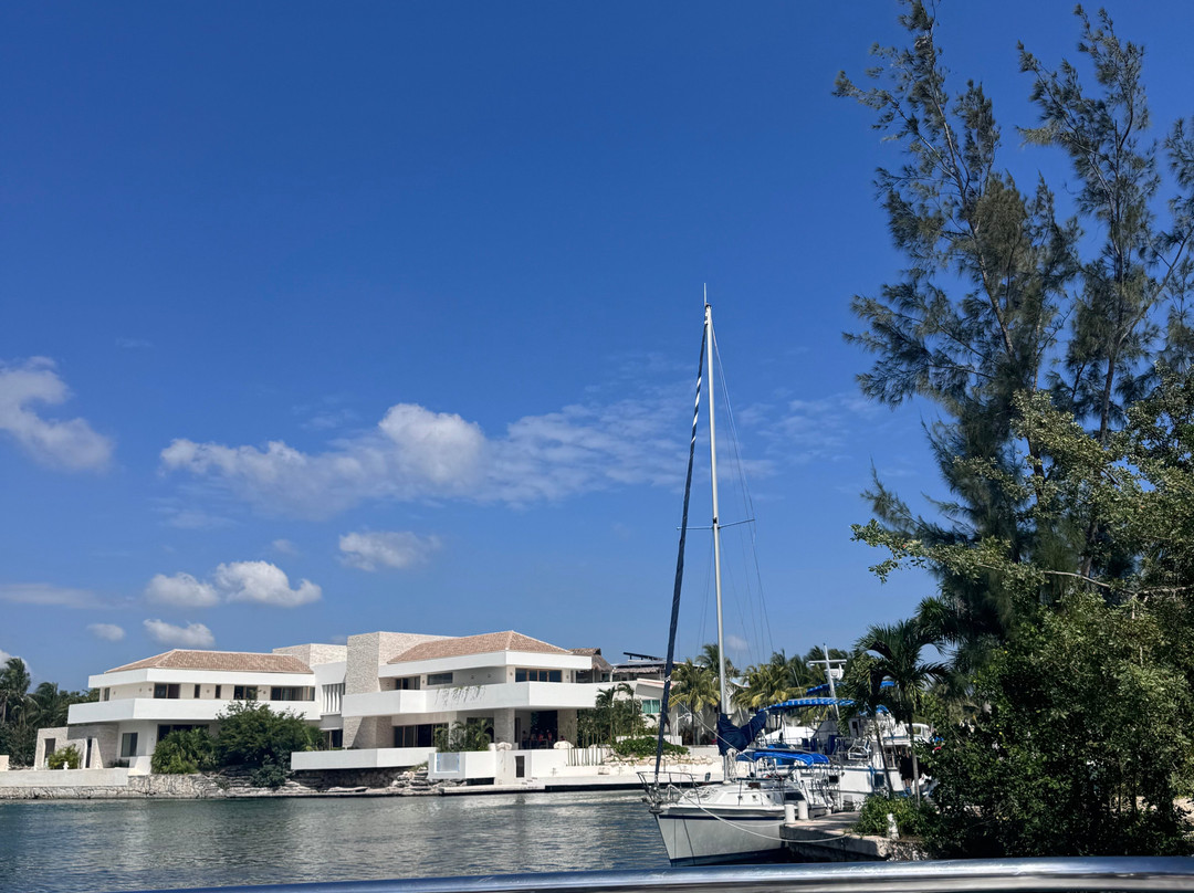 The Yacht Experiences-图伦必去景点