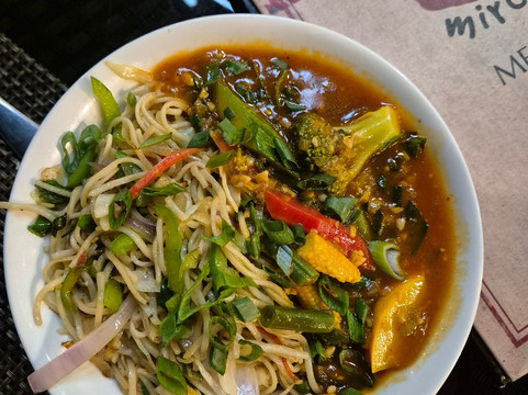 苏拉特拉米国际酒店主图