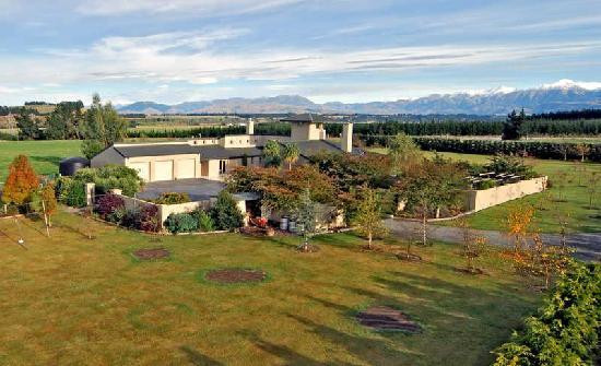 Waimakariri Lodge主图