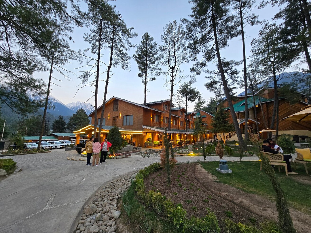 Radisson Golf Resort Pahalgam主图