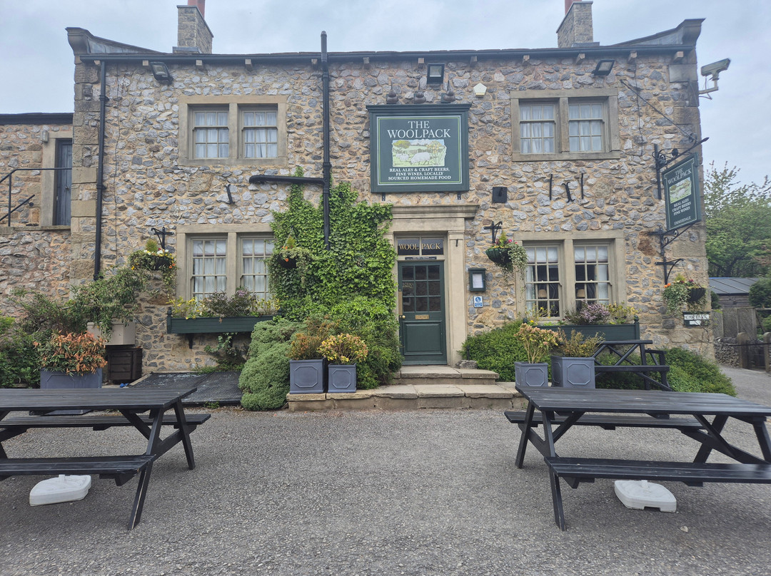 Emmerdale Village Tour景点图片