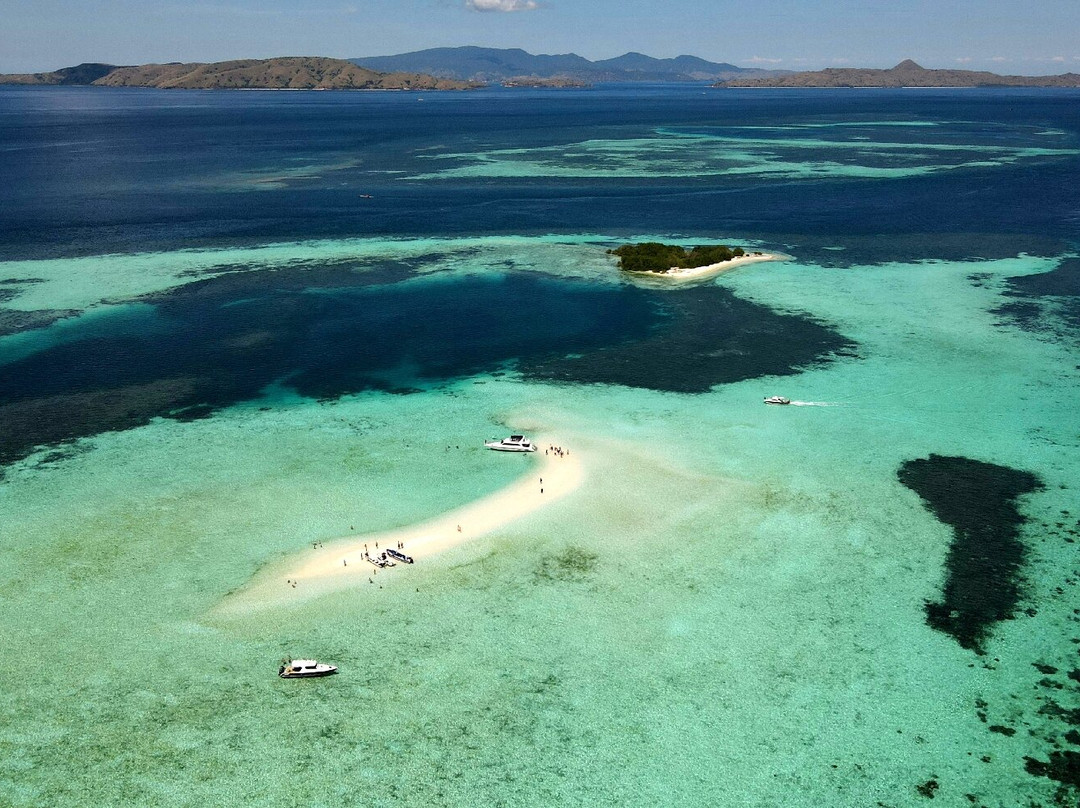 Taka Makassar Island景点图片