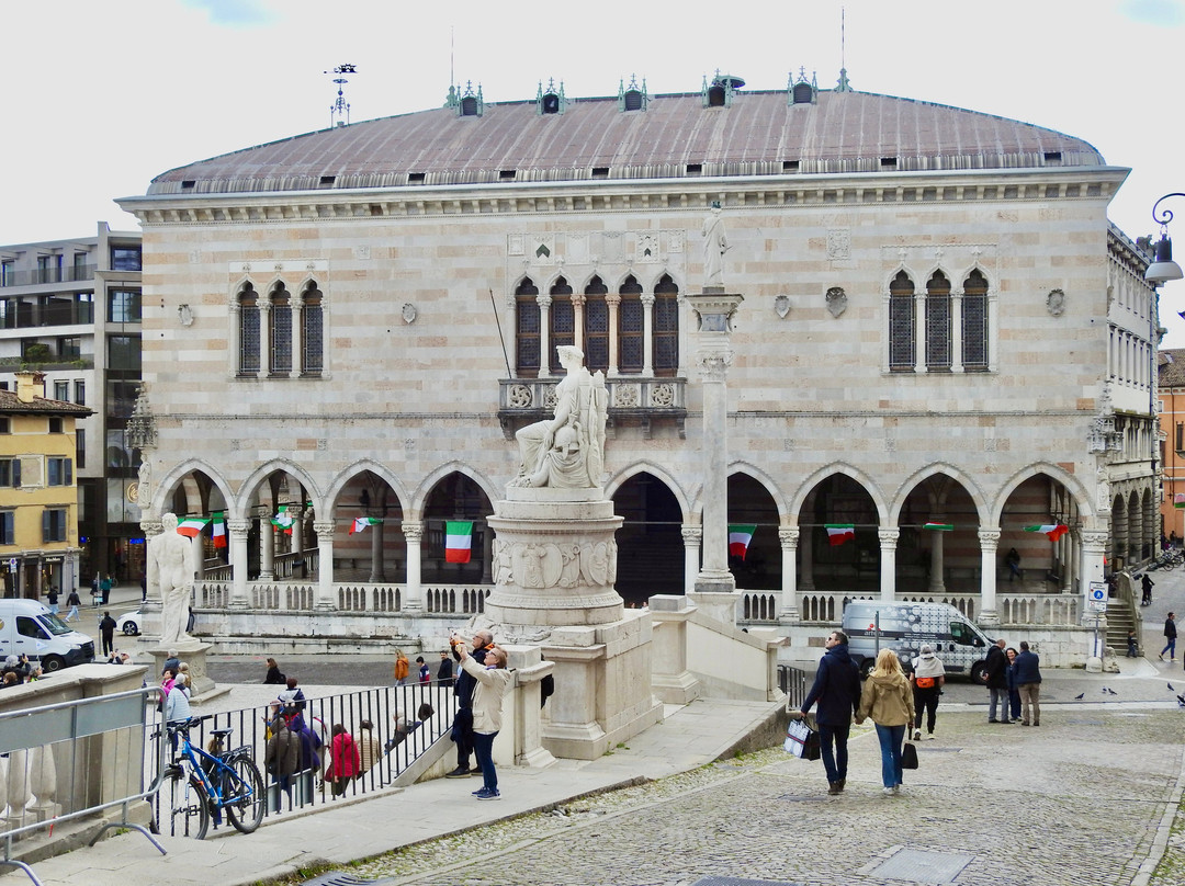 Loggia del Lionello-乌迪内必去景点