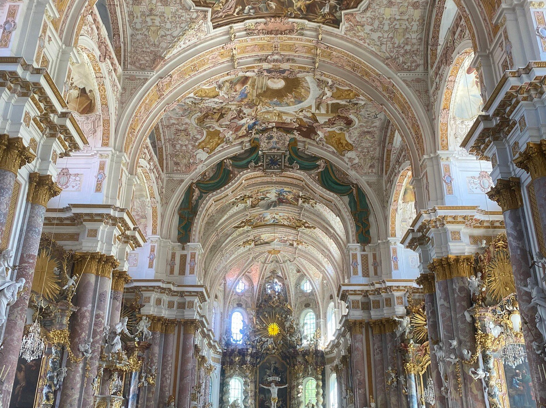 St. Maria Himmelfahrt-菲斯滕费尔德布鲁克必去景点