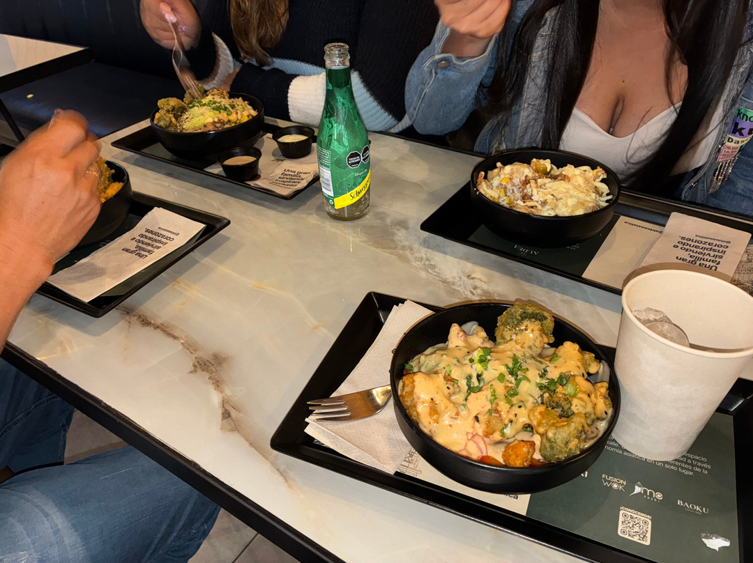 Uki Fresh Food - Jardín Plaza