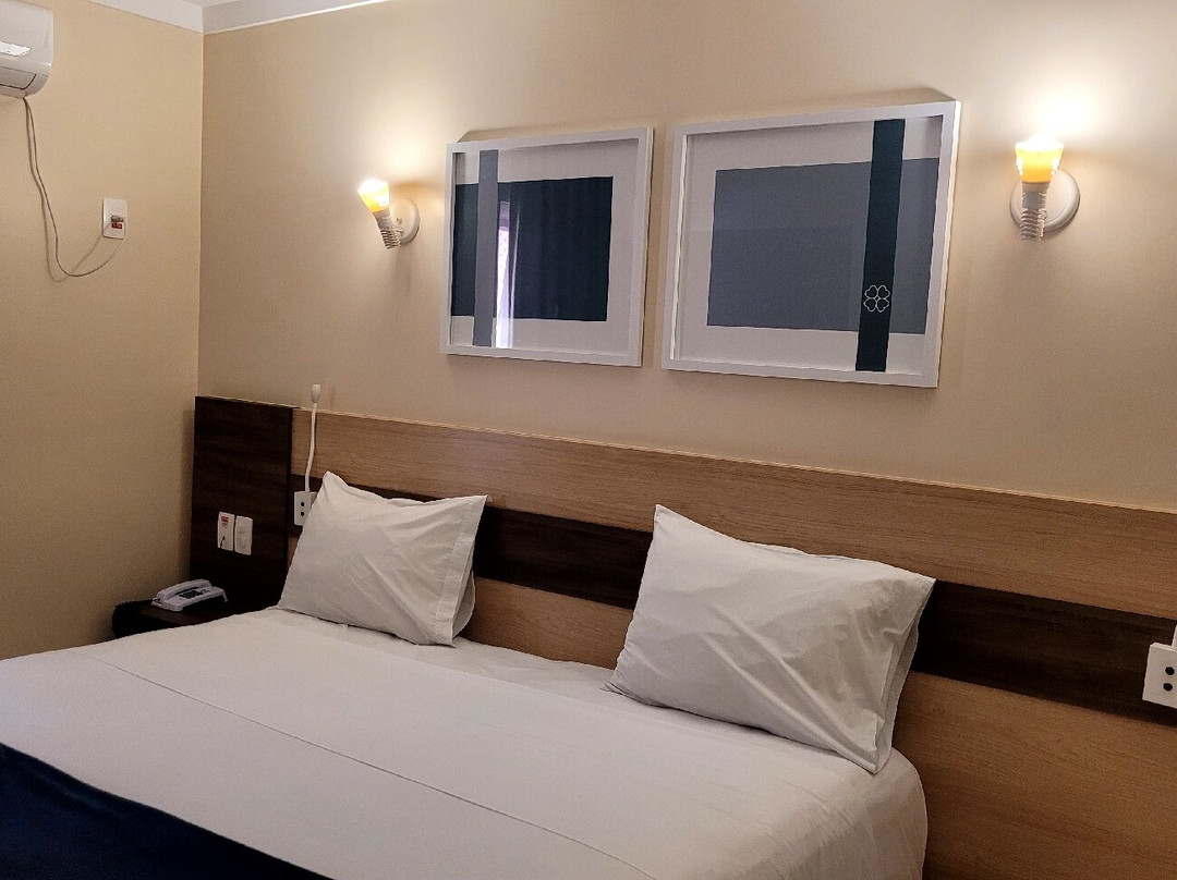 House Inn Hotel Anashopping