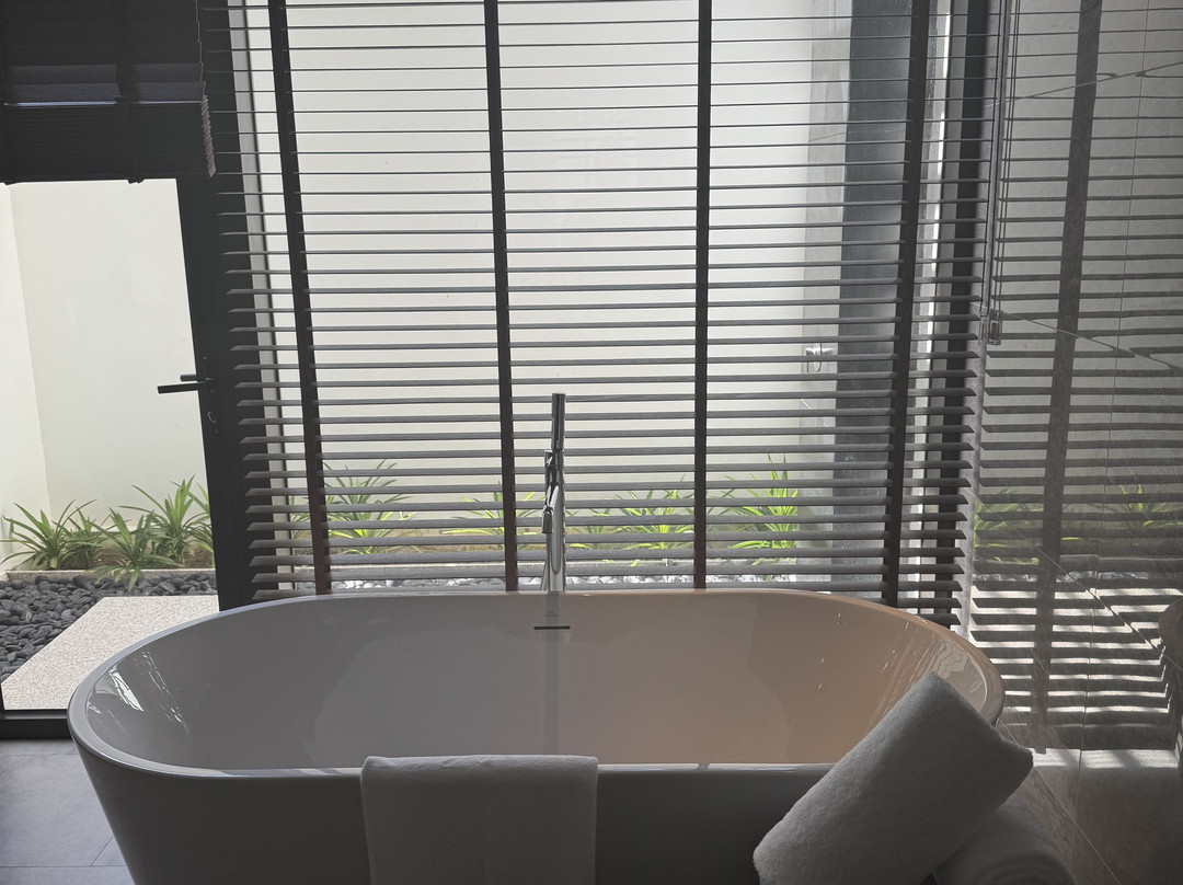 芽庄盛美利亚珊瑚别墅酒店主图