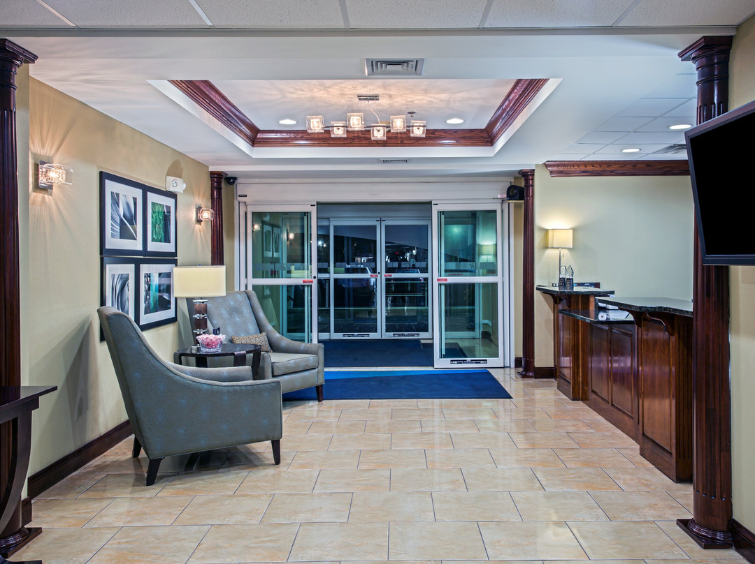 里士满酒店住宿-Holiday Inn Express & Suites Richmond By IHG