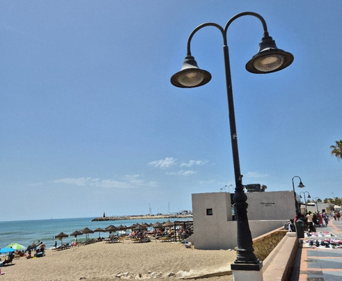 Paseo Maritimo De La Carihuela-托雷莫里诺斯必去景点