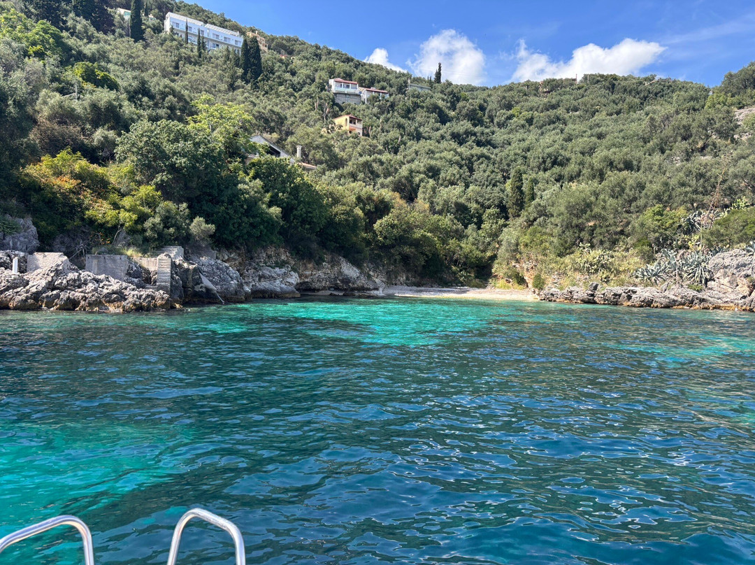 Nissaki rent a boat Danny's boats-Nissaki必去景点