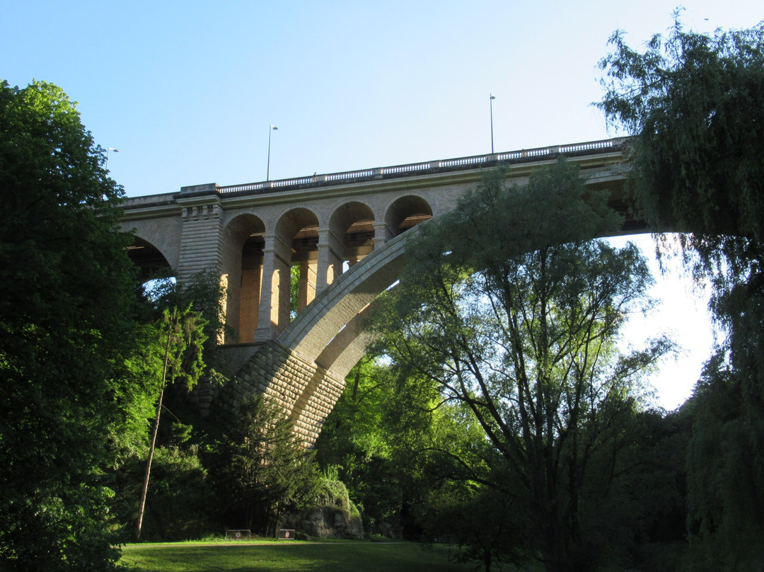 Pont Adolphe-卢森堡城必去景点
