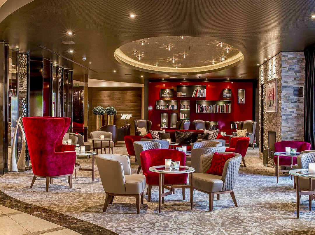 Land & Golf Hotel Stromberg主图