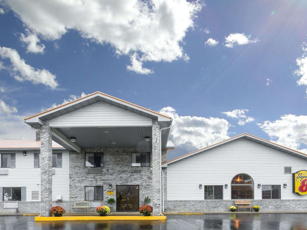 Middleport酒店住宿-Super 8 by Wyndham Gallipolis Pt Pleasant Area