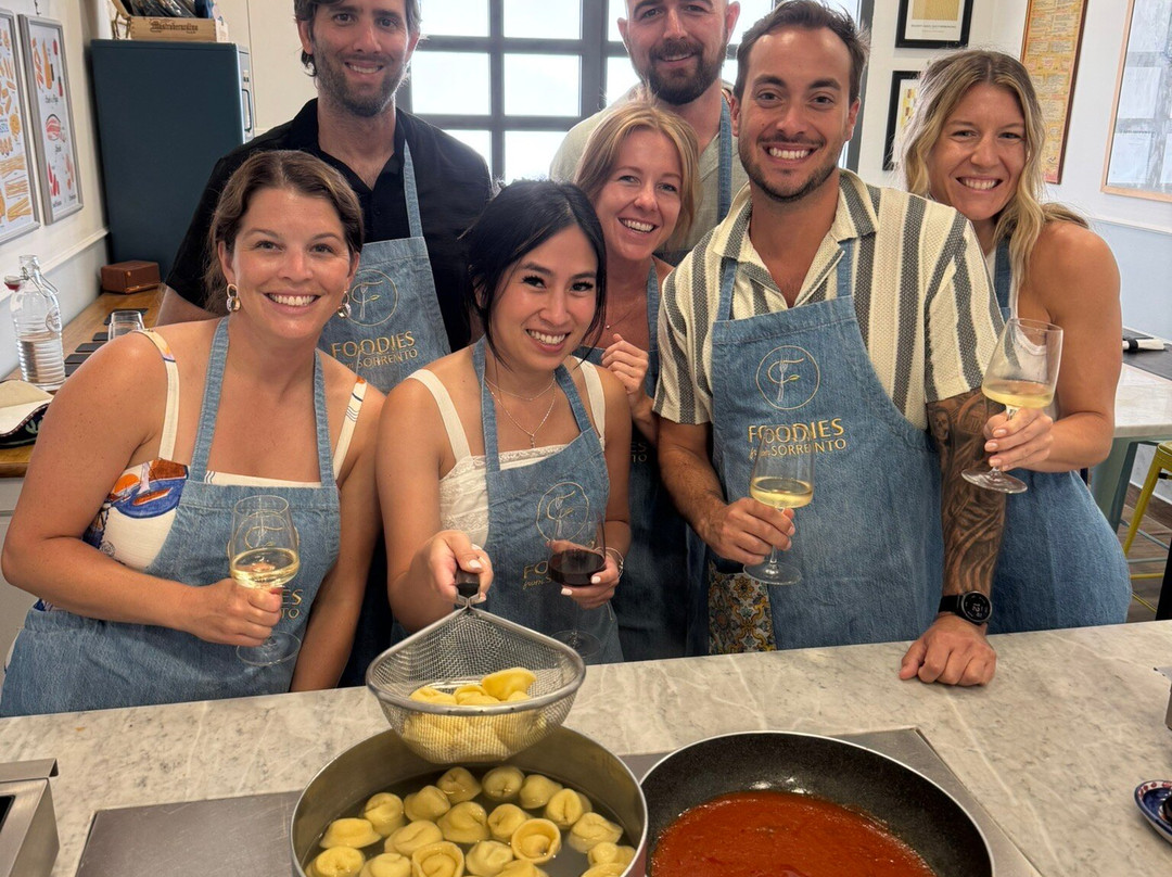 Foodies From Sorrento Cooking School-Meta必去景点