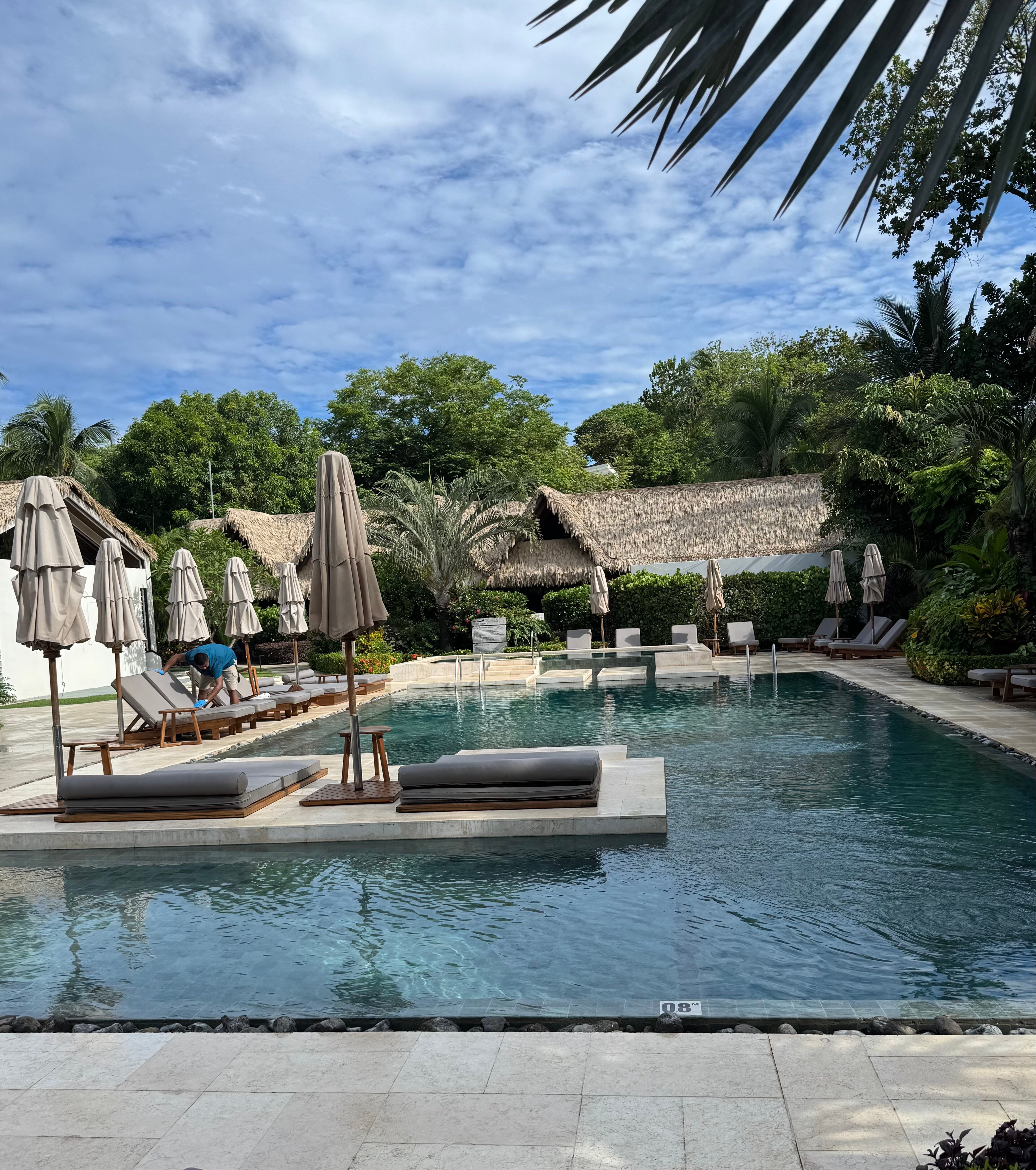 The Gilded Iguana Surf Hotel-泳池