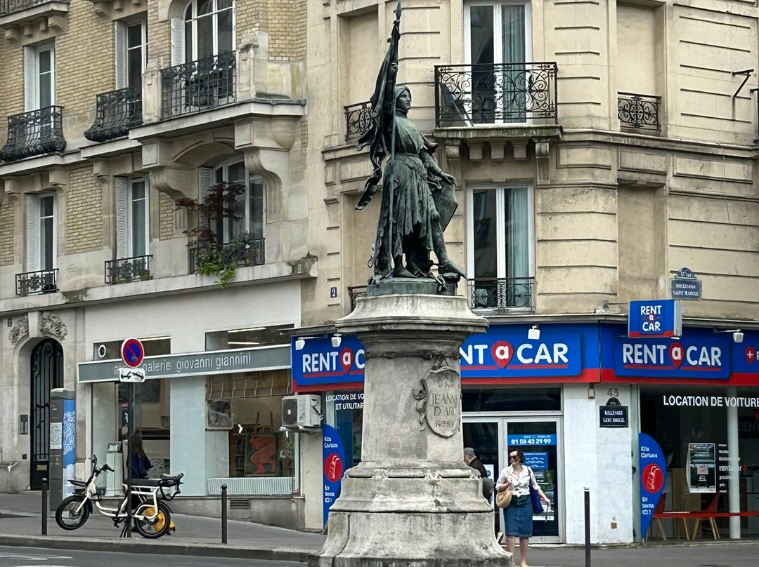 Jeanne d'Arc Liberatrice de la France-巴黎必去景点