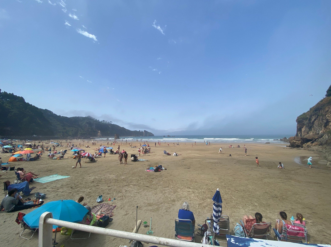 Aguilar Beach-Muros del Nalon必去景点
