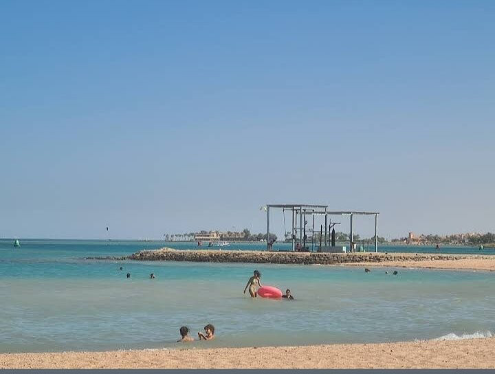 The Smokery Beach El Gouna