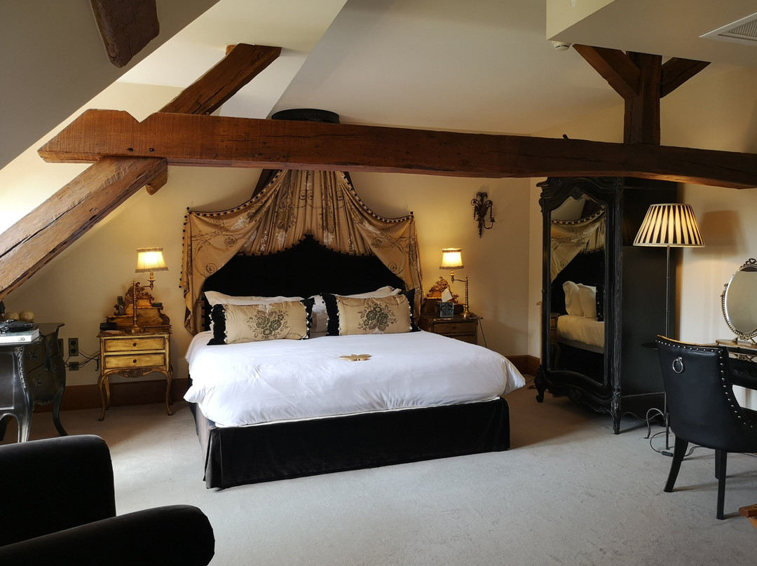 比西耶尔修道院酒店主图