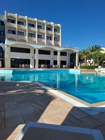 Electra Beach Hotel-官方