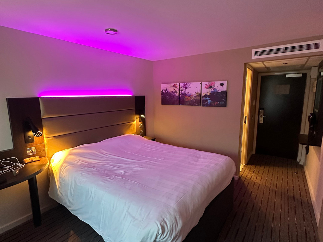 Premier Inn London Uxbridge Town Centre hotel主图