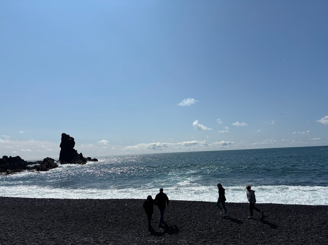 Djupalonssandur Beach-Hellnar必去景点