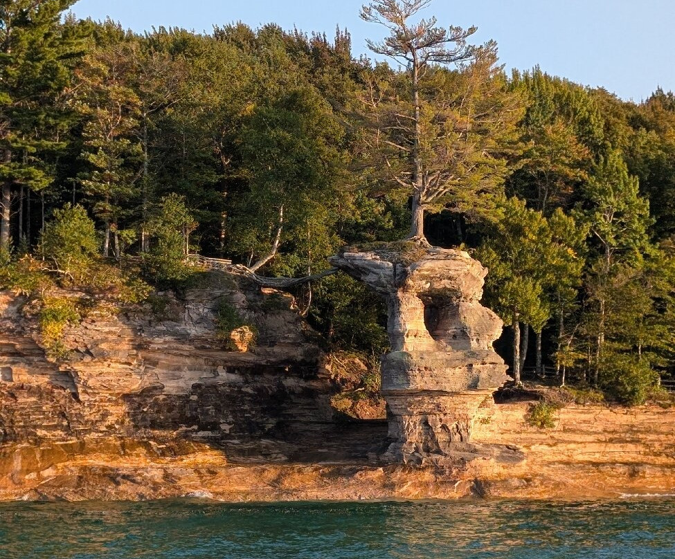 Pictured Rocks Cruises-缪尼辛必去景点