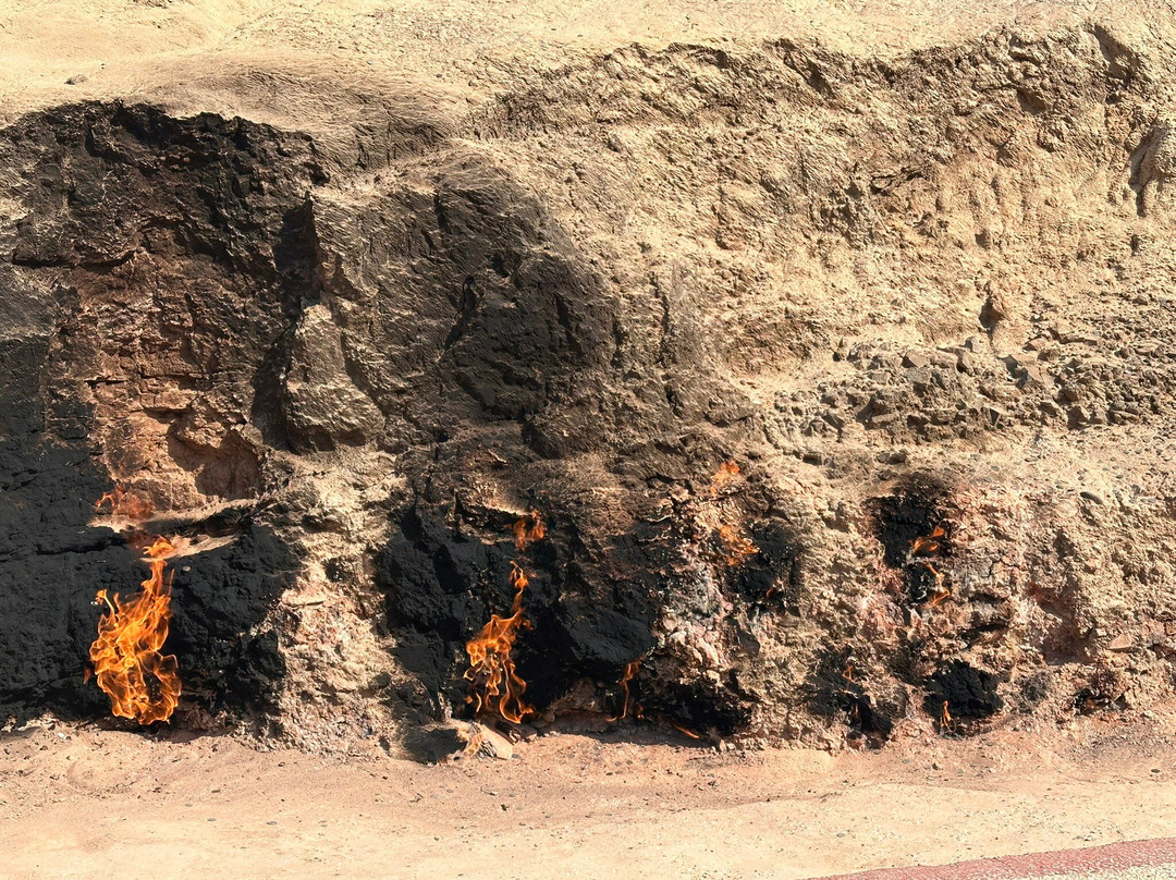 Yanar Dag-巴库必去景点