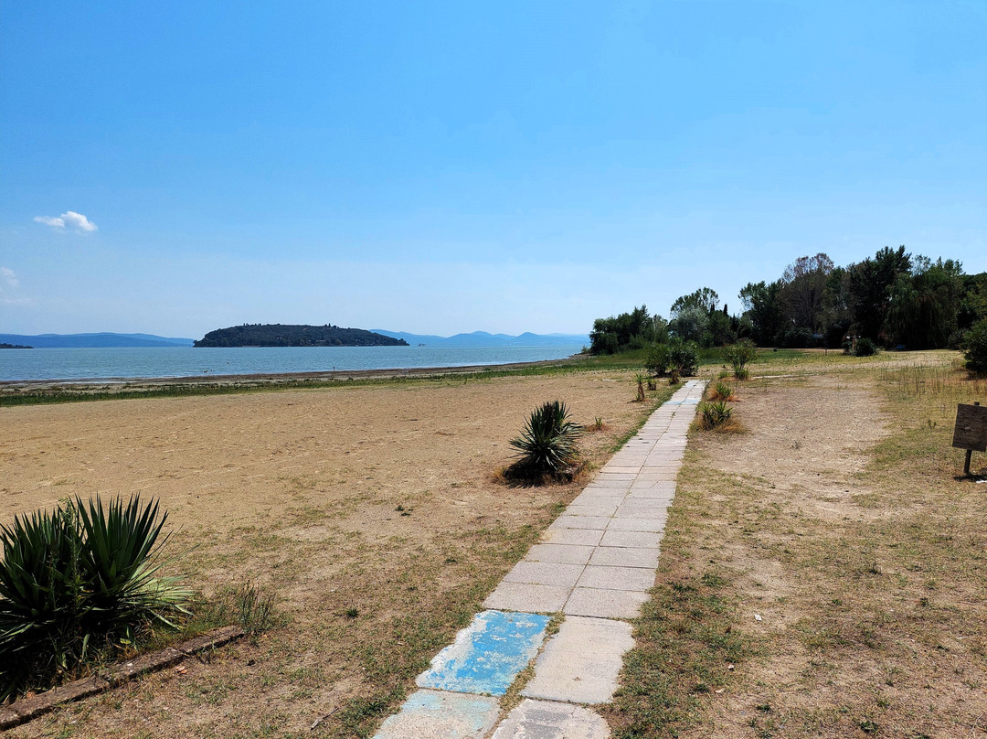 Spiaggia Tuoro Sul Trasimeno