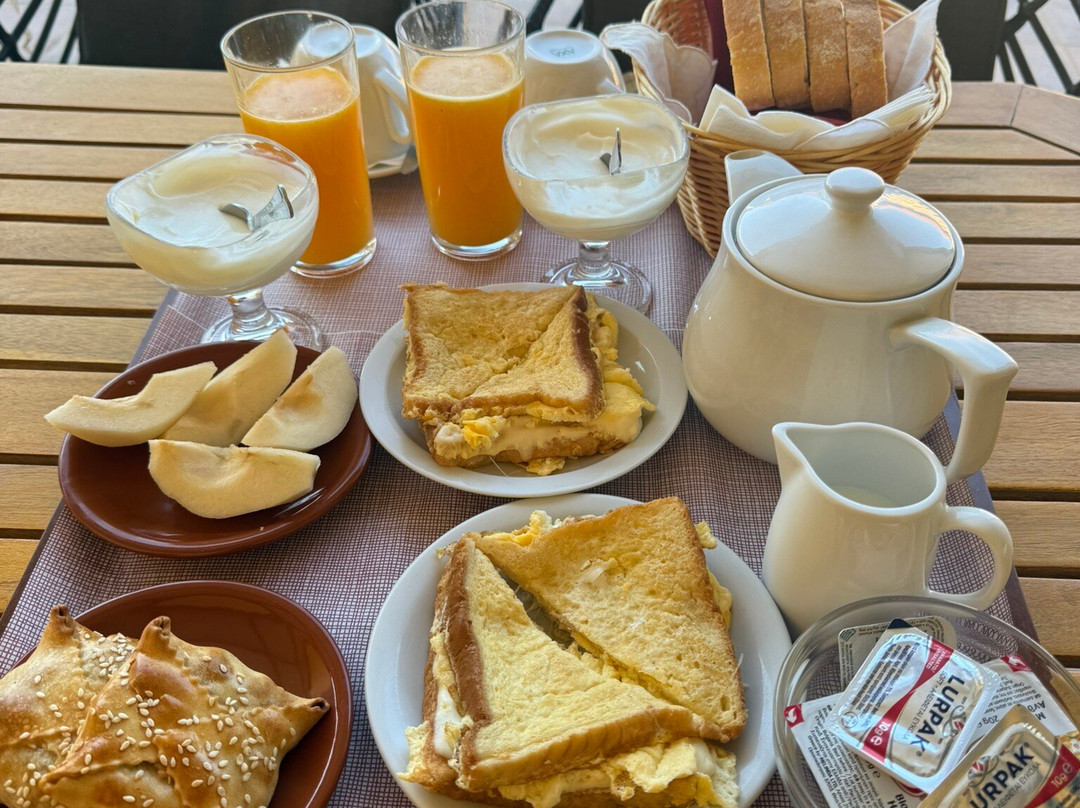 贝尔蒙多酒店主图