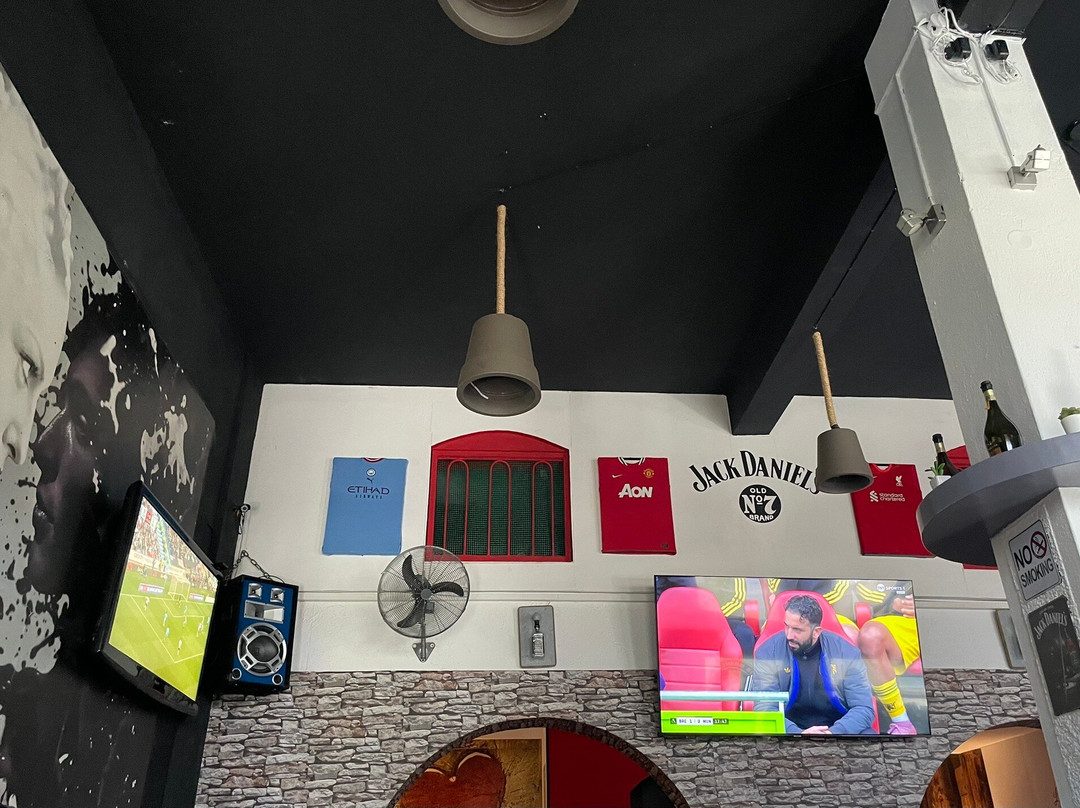 Phedrock Bar-Skiathos Town必去景点