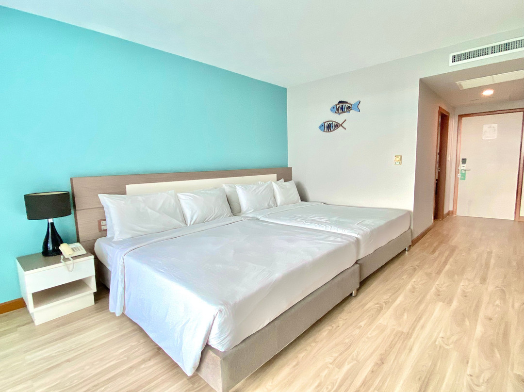 品尼高大乔木提恩度假村主图